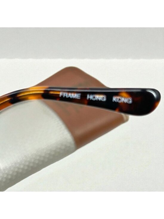 Misura Hong Kong Retro Oval Aviator Sunglasses With Gradient Lenses & Case
